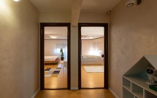 Casă/Vilă modernă de vânzare la intrare în Bogdan Vodă, județul Bacău. - Poză 40