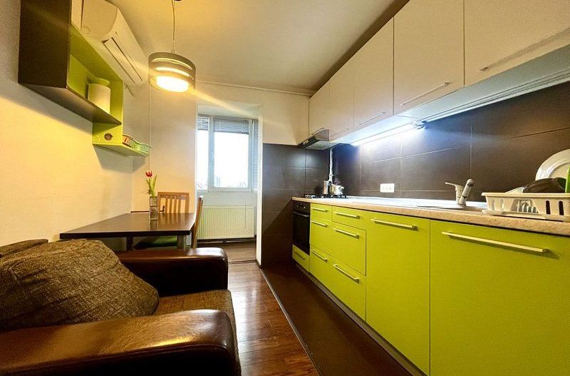 Apartament 2 camere, renovat si complet mobilat, zona Complex - Fabrica de bere - Poză 1