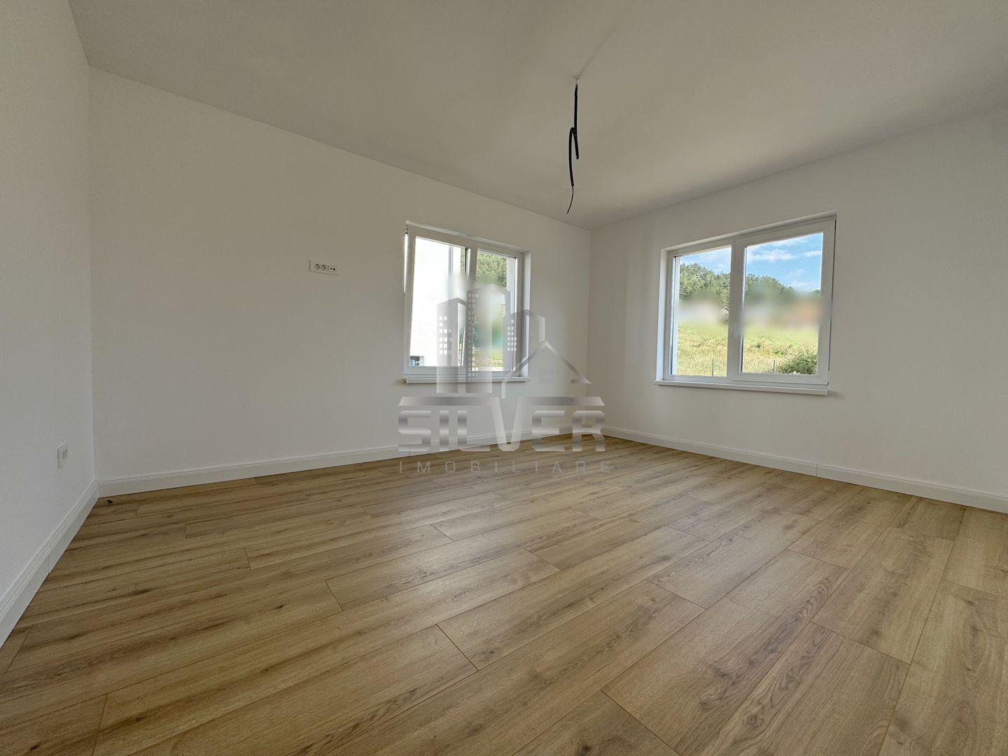 Casa individuala recent finisata cu teren de 425! - Poză 13