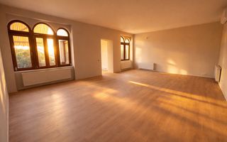 De închiriat spațiu pentru birouri- Piață Cipariu - Poză 2