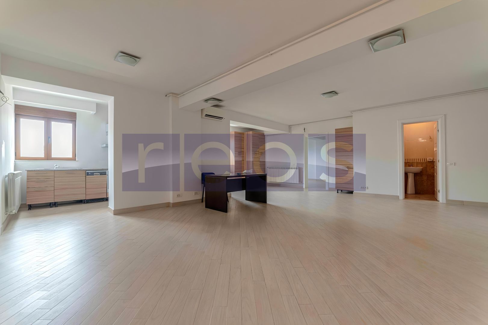 VANZARE | 3 CAMERE | PIAȚA DOROBANTI - Poză 1