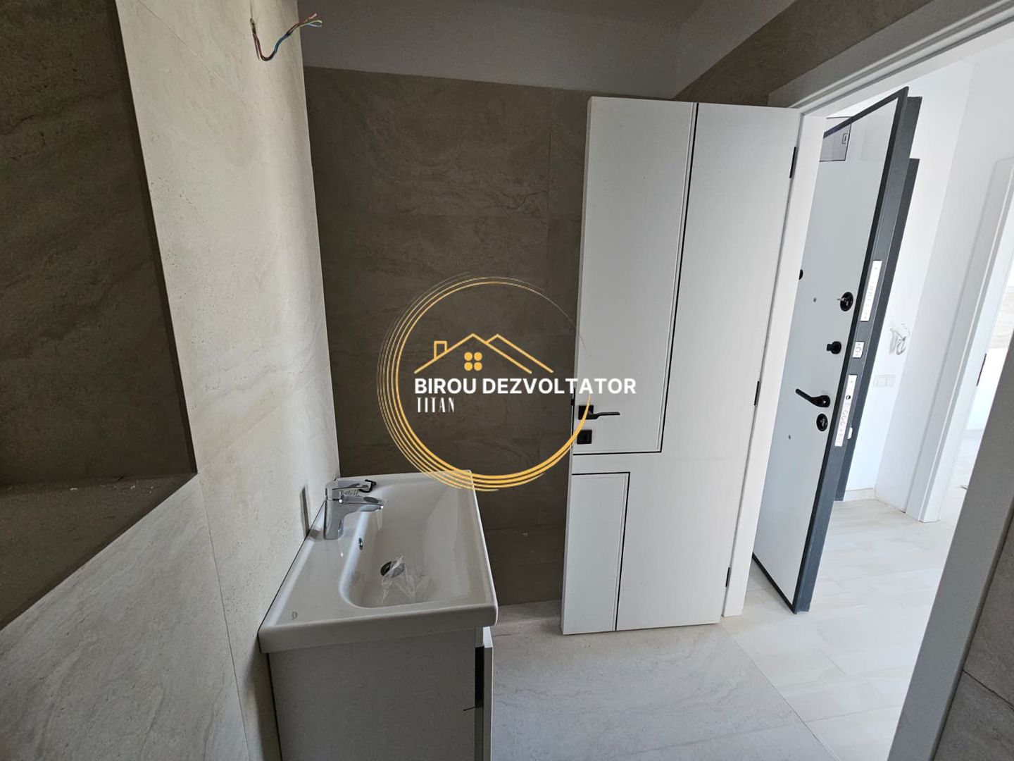 Gradina privata Titan Pallady Decomandat Ansamblu premium Metrou Teclu - Poză 4