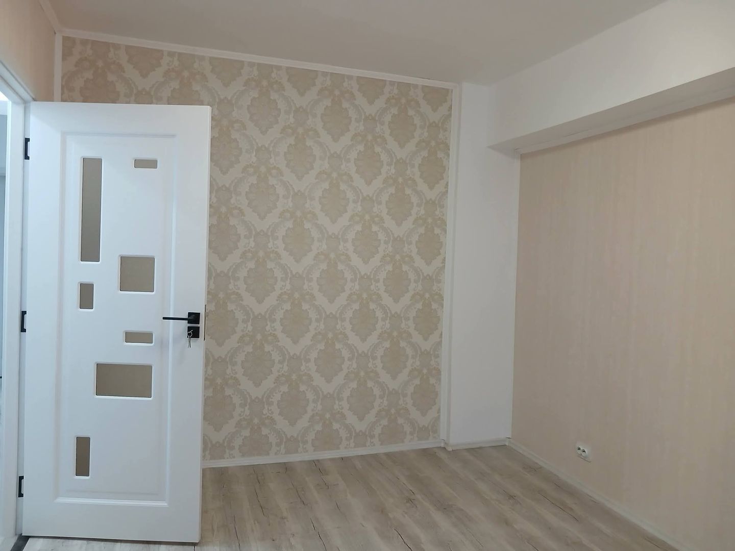 Apartament 3 camere de vanzare Pacii - Poză 2