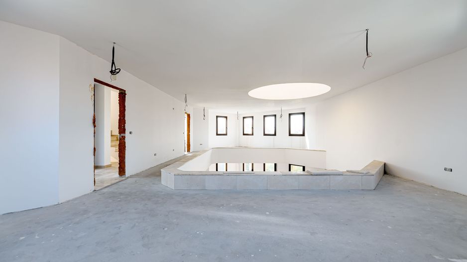 Clădire comercială în zona Grădiște. - Poză 13