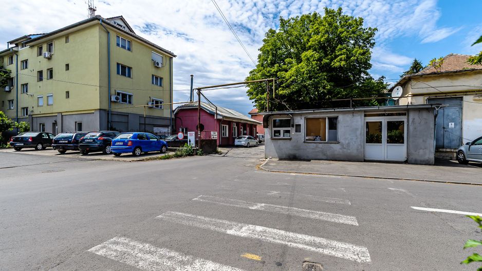 Spațiu economic, fast food mobilat și utilat complet. - Poză 1