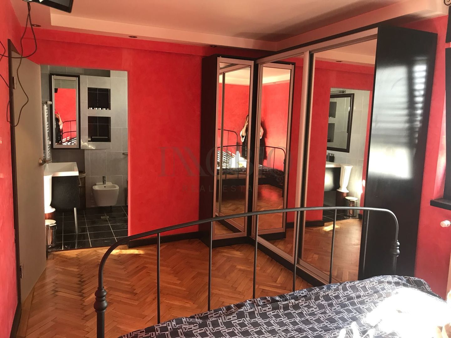Apartament 2 camere | Bloc Reabilitat | 1 Mai - Poză 3