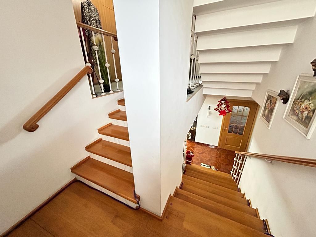 Vila individuala cu 5 dormitoare Cotroceni - Poză 14