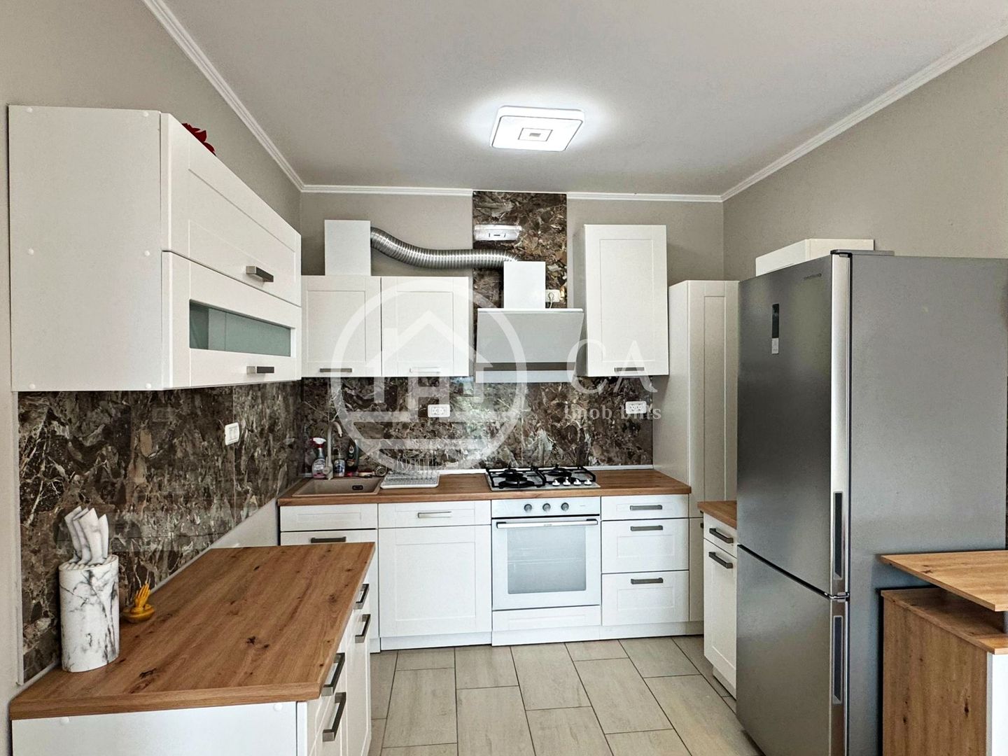 Apartament de închiriat cu 2 camere în zona AES Residence, Oradea - Poză 7
