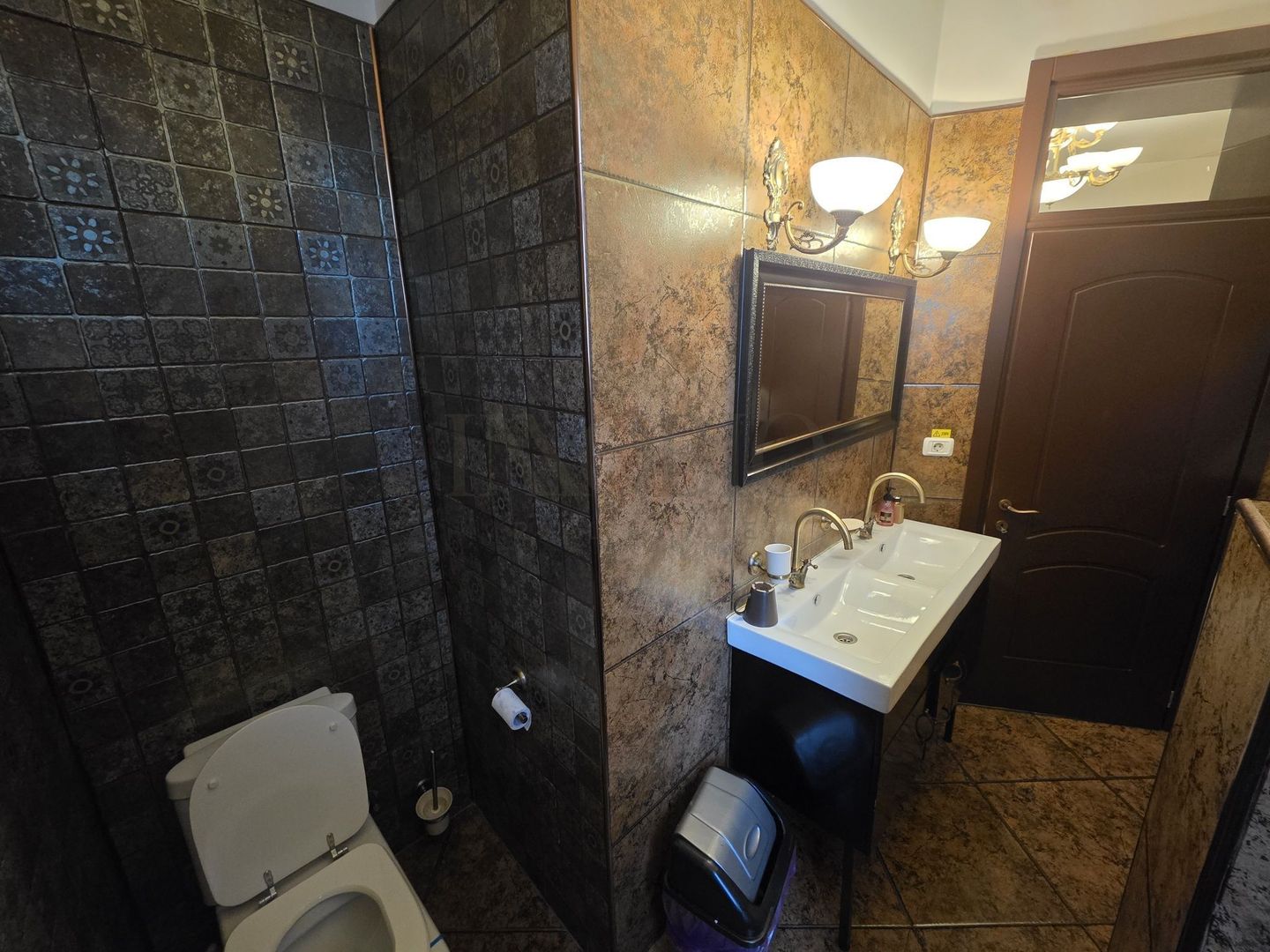 Casa/ Vila Spatiu firma | Sediu | Activitati comerciale | Piata Unirii - Poză 4
