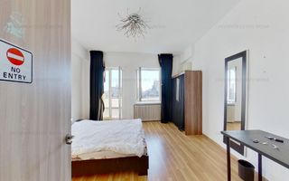 Blvd. Balcescu langa metrou Universitate, 4 camere, terasa de 50mp, 3 bai - Poză 15