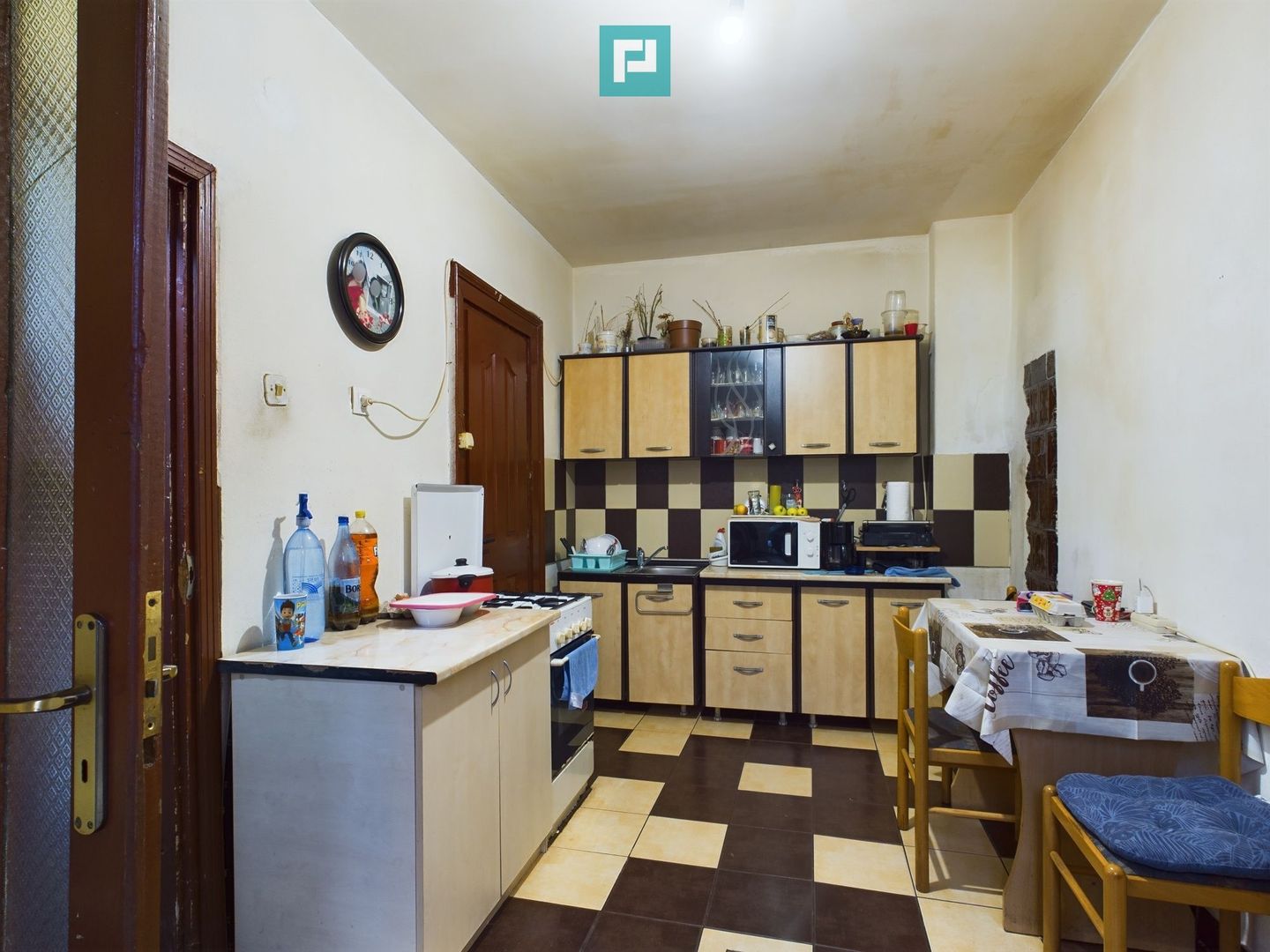 Apartament  2 camere la curte comună - Poză 8