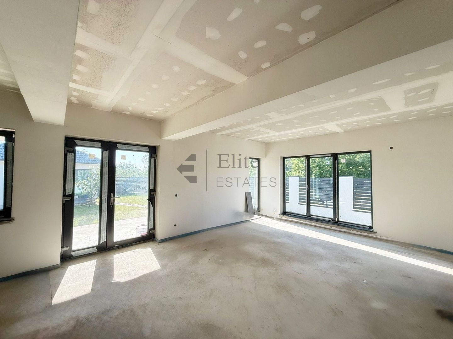 Casa noua de vanzare in Grigorescu cu teren de 650 mp - Poză 5