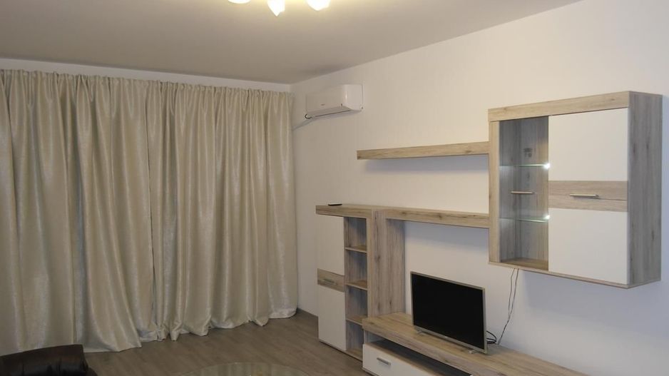 Apartament cu doua camere, cartier Solaris-Aparatorii Patriei, Berceni - Poză 2