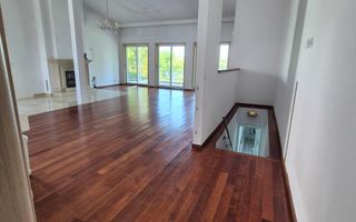 Vilă cu deschidere la lac I  Piscină proprie și acces rapid către București* - Poză 5