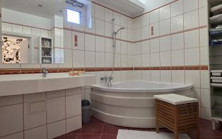 VANZARE 4 CAMERE DECOMANDAT  PRIMAVERII - PARCARE - Poză 17