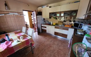 P 1148 - Casă cu 5 camere în jud. Mureș, Ungheni - Poză 3