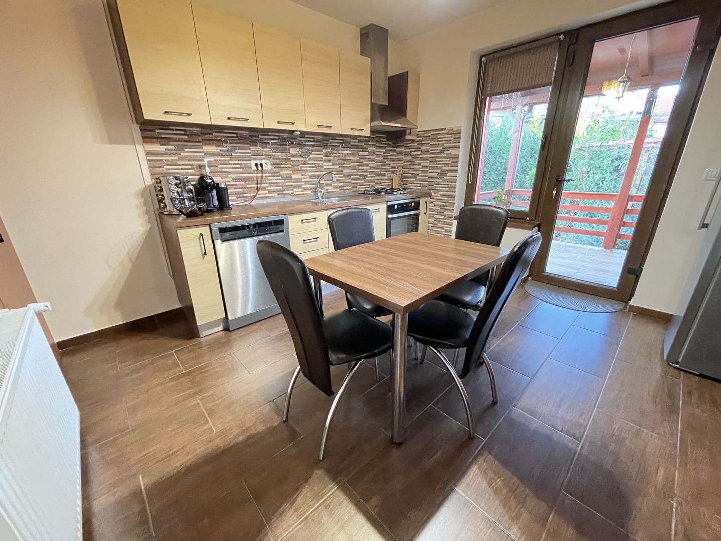 Casa moderna, frumos amenajata in zona Bogdanestilor - Poză 10