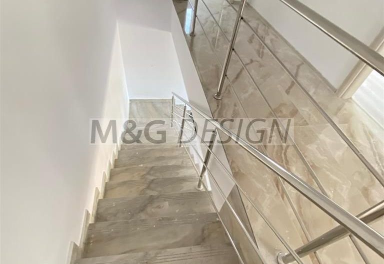 Vand duplex P+E 120mp 3 bai 4 dormitoare Mosnita Noua - Poză 15