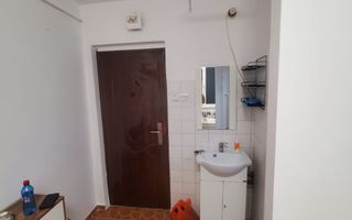 Garsonieră de vânzare - Poză 4