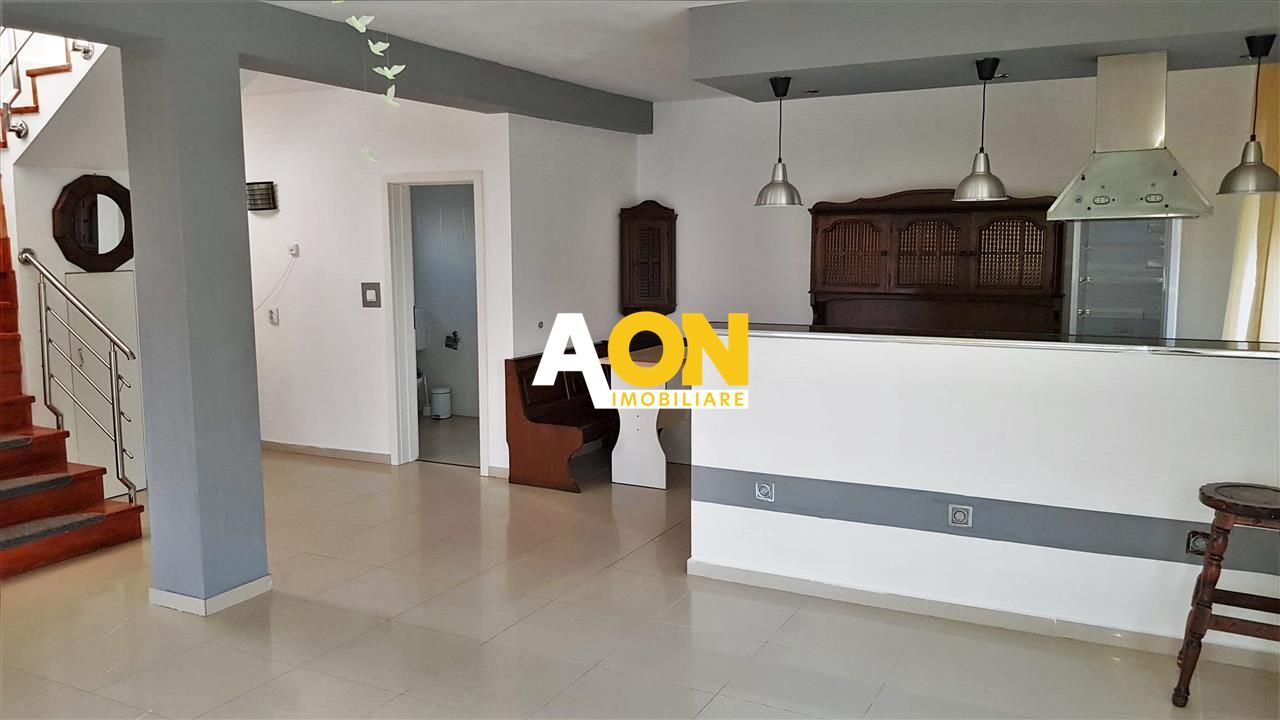 Casa tip duplex 4 camere Cetate - Poză 1