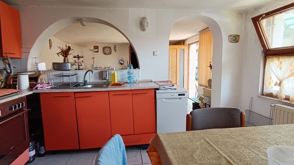 Casa si teren de 916mp in Sacele,cu front la B-dul Brasovului - Poză 14