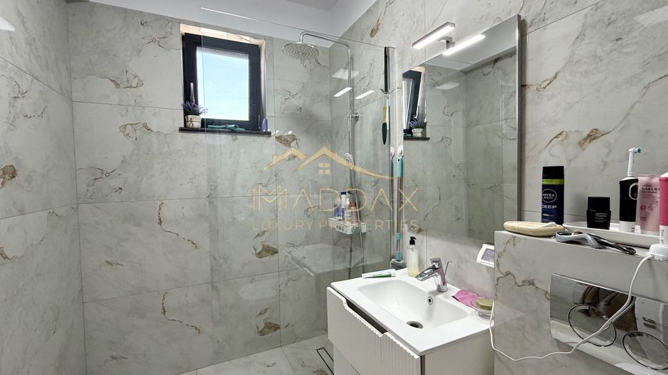 Vil de tip Duplex *P+1E+M* | 176 mp utili | mobilată complet | Chitila - Poză 42