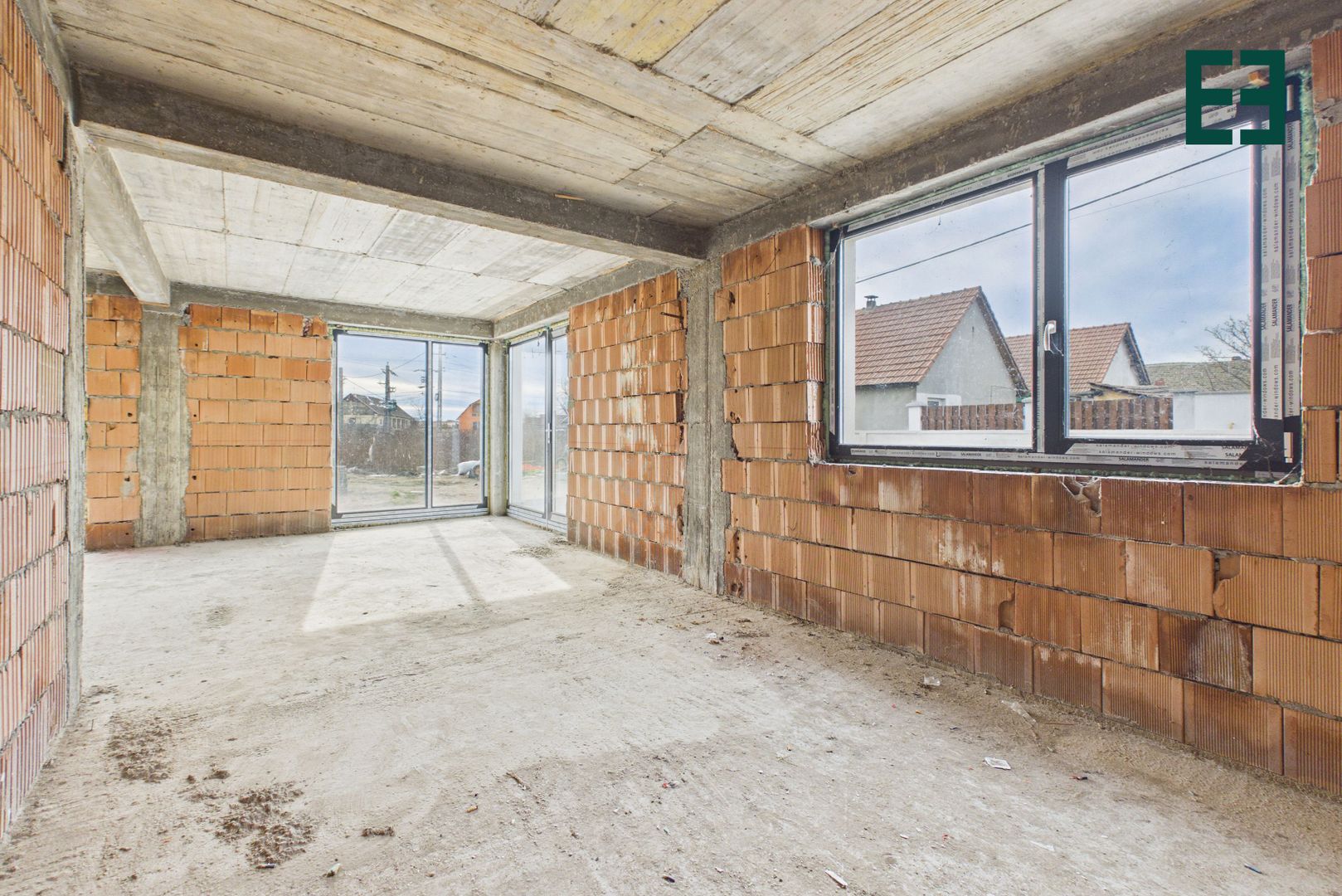 Casă nouă cu 4 camere și teren de 445 mp  - Vladimirescu - Arad - Poză 10