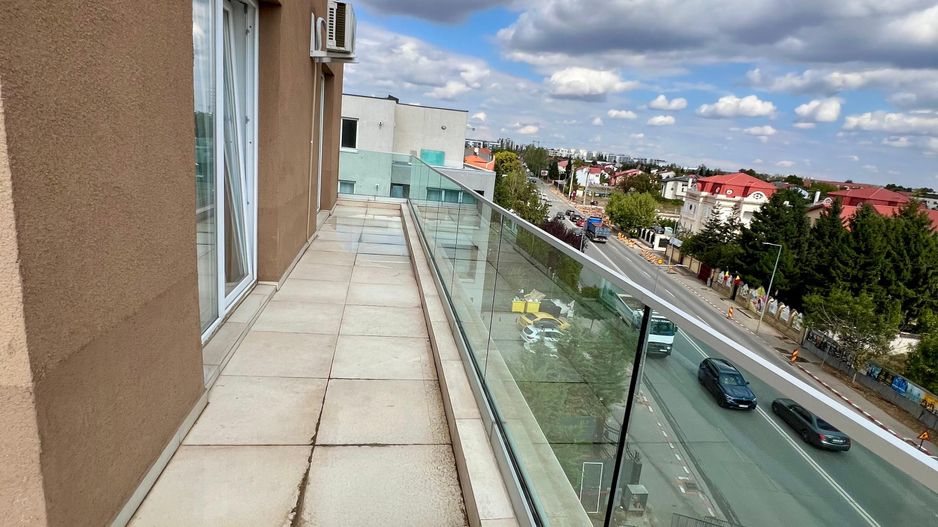 Apartament 3 camere de închiriat - Poză 22