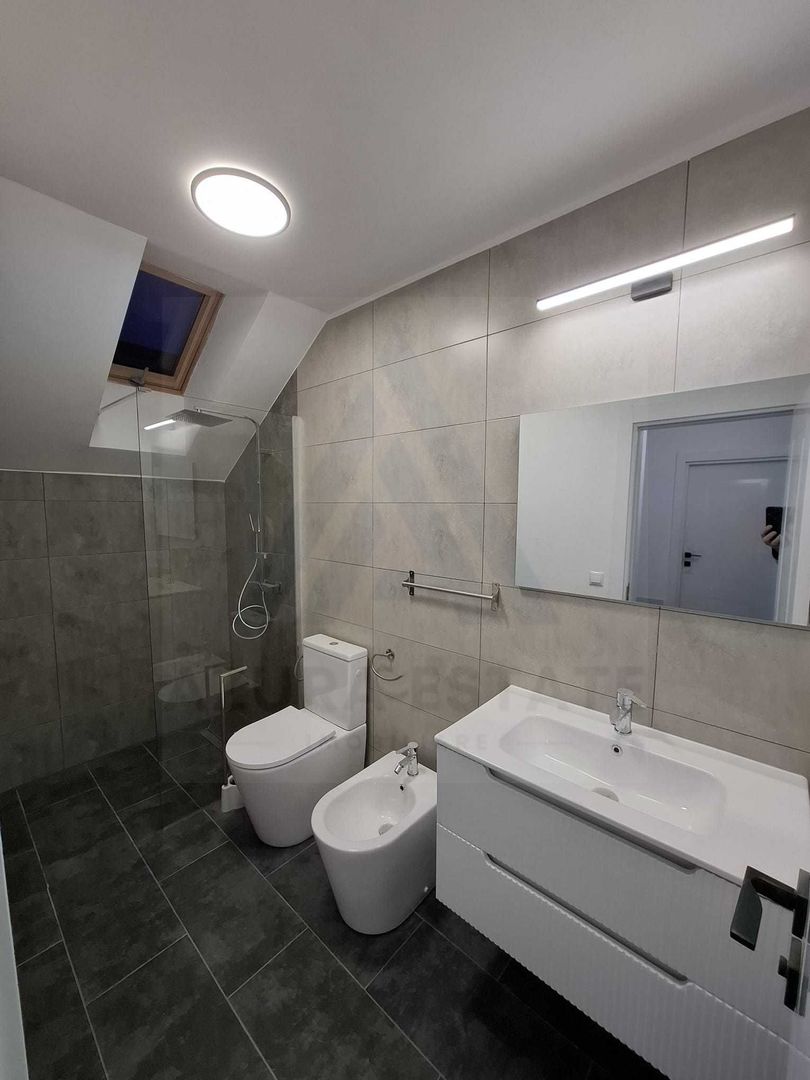 Casă premium prima inchiriere 4 camere 3 bai curte 100 mp Cisnadie - Poză 6