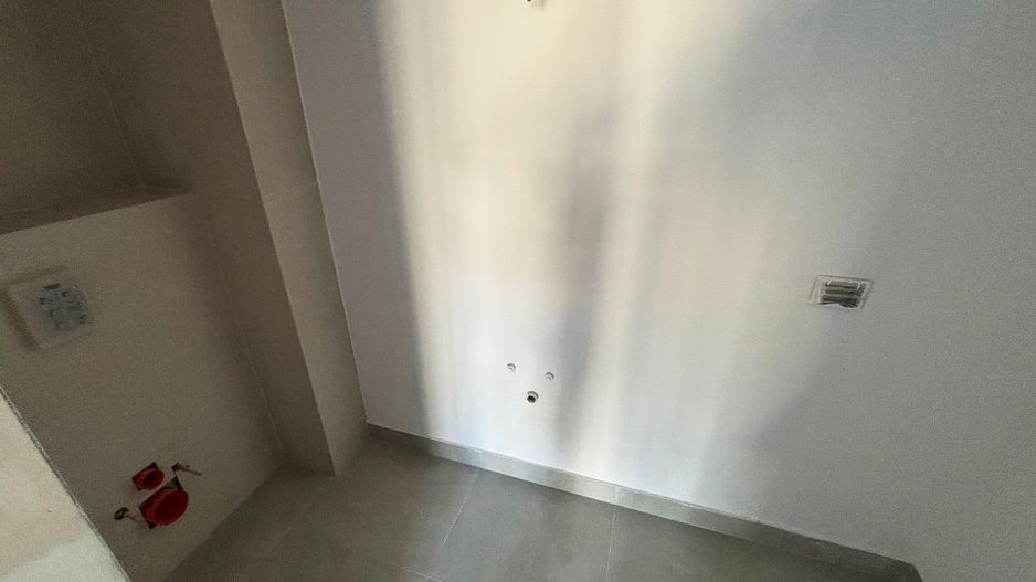 Apartament PREMIUM 3 camere cu GARAJ si boxa - zona Centrala - Poză 21