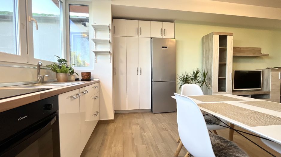 Apartament cu 3 camere,  spațios si primitor, in Soarelui- Sud Plaza - Poză 8