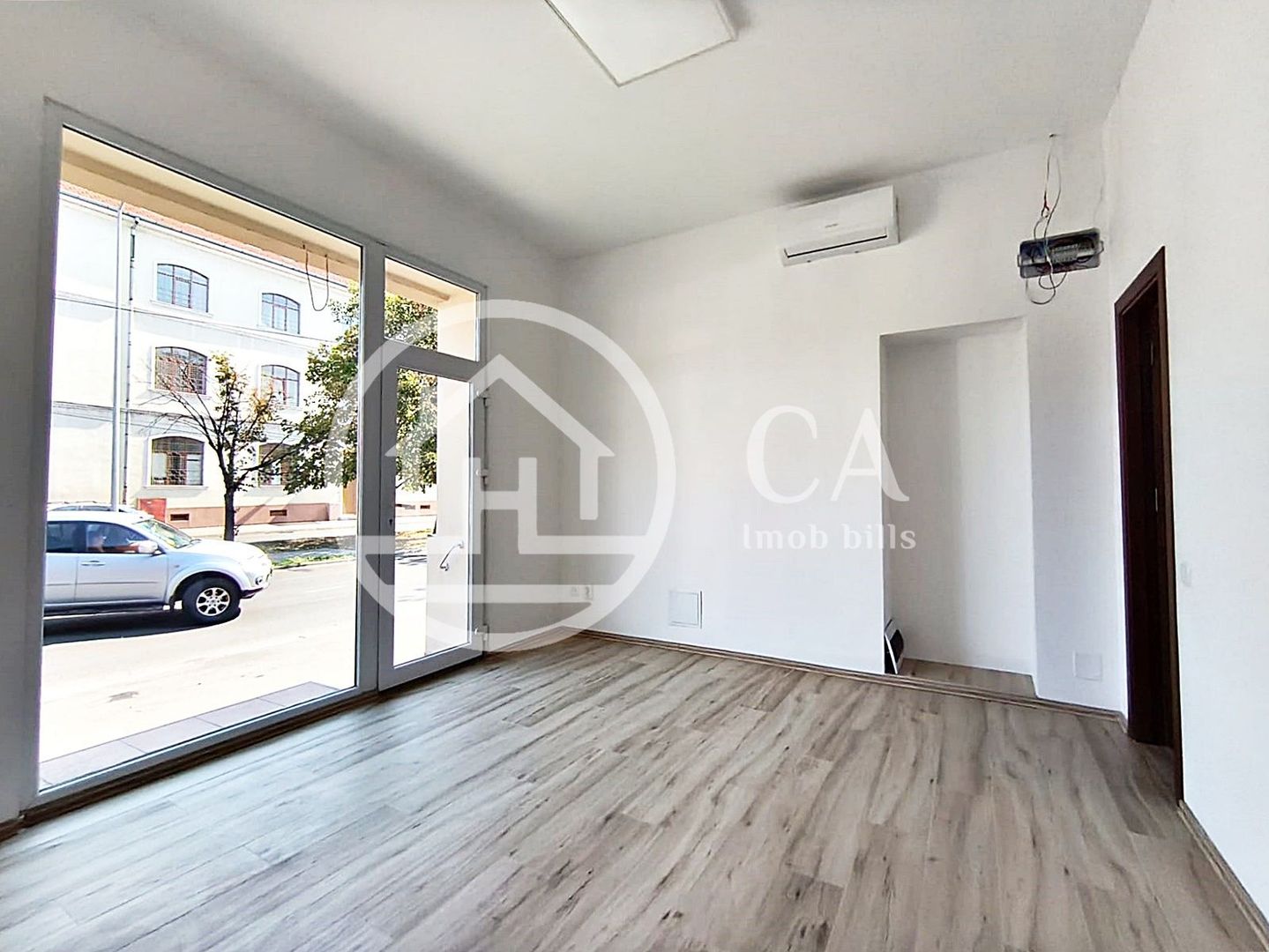 Spatiu comercial de inchiriat in zona Ultracentrala, Oradea - Poză 8