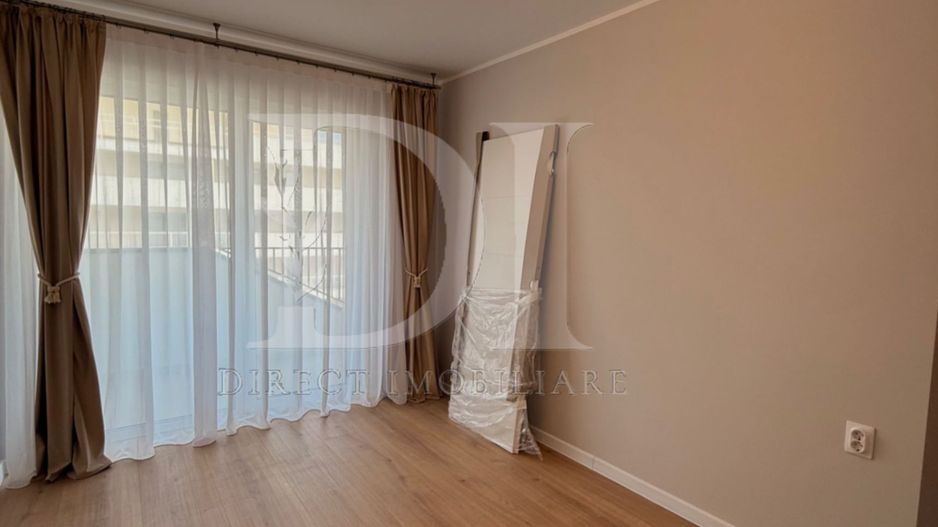 Apartament ultramodern / etaj intermediar / Zona Eroilor - Poză 11
