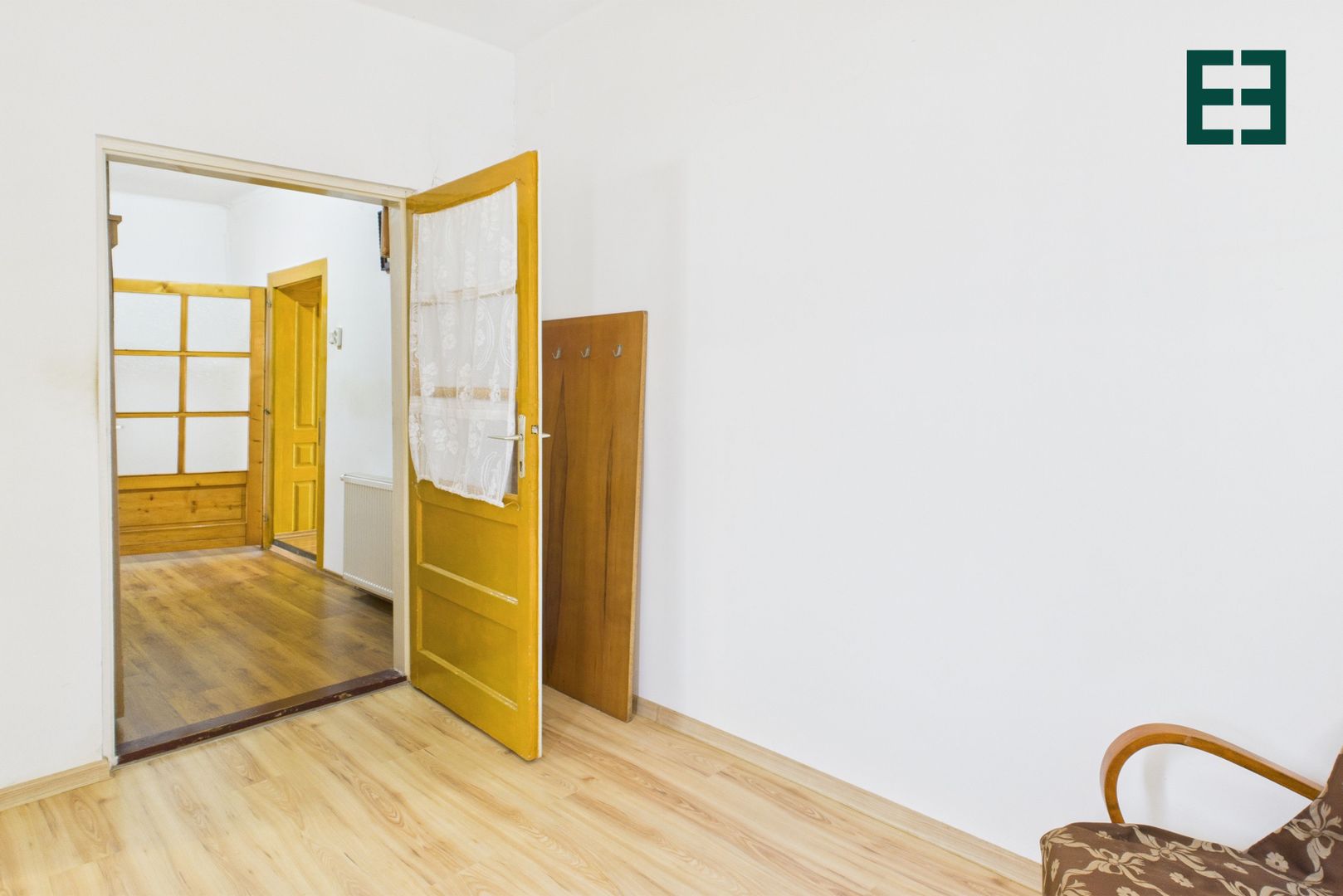 Casă cu teren de 468 mp - Cartierul Grădiște - Arad - Poză 3