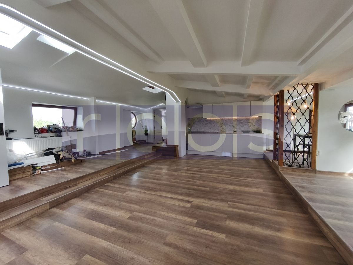 VANZARE 4 CAMERE MANSARDA SPECTACULOASA | VEDERE PANORAMICA PADUREA BANEASA - Poză 9