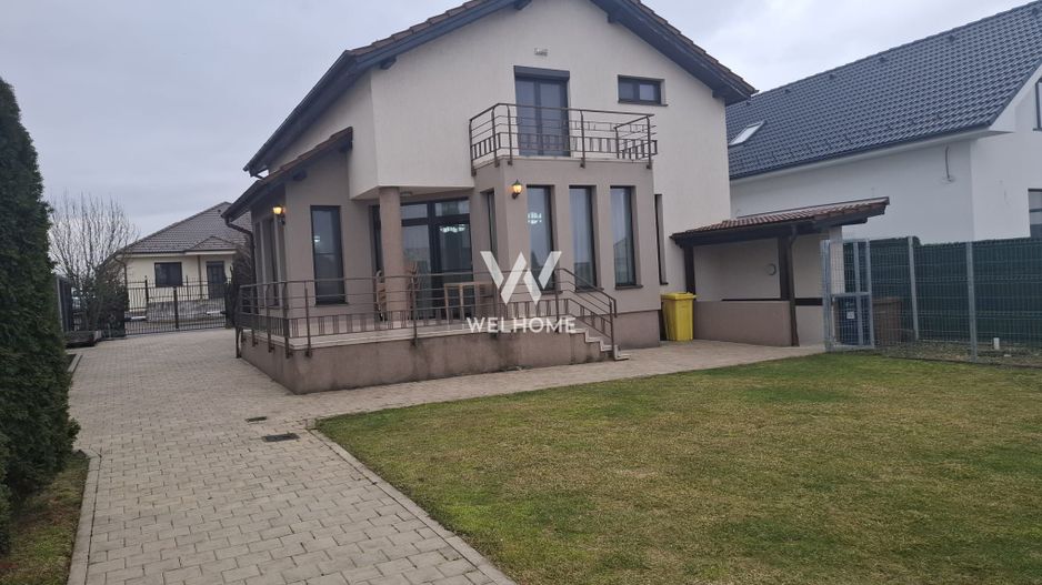 Casa individuala cu pivnita in Sura Mica, zona Salii de sport - Sibiu - Poză 15