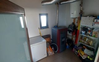 Casa   P+M /Golesti/Vrancea/170.000 neg/teren 1069mp - Poză 10