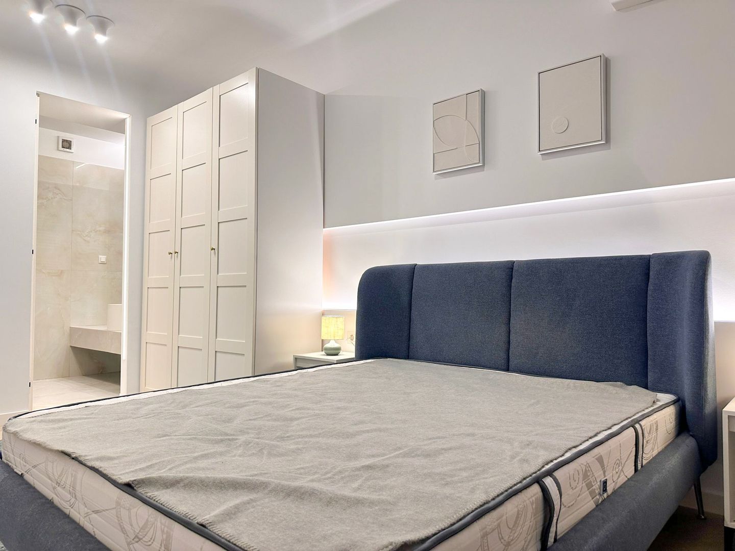 Închiriere apartament 3 camere 77mp - Poză 7