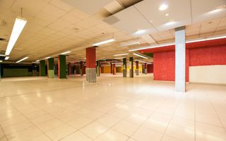 Spatiu comercial 3000 - mp #plus-imo.ro - Poză 1