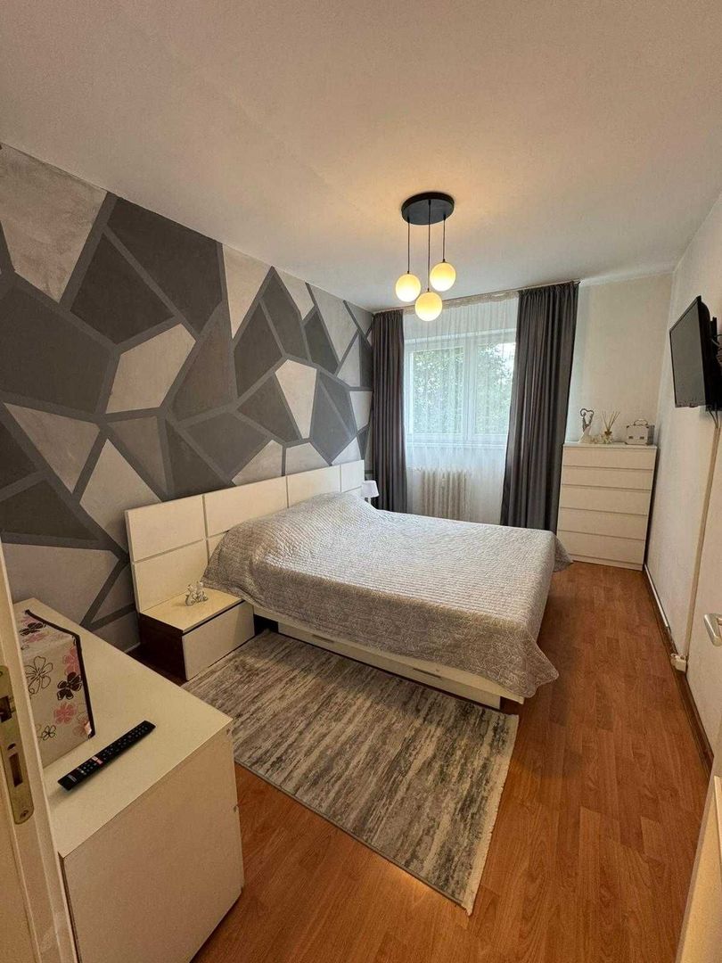 Închiriere Apartament cu 2 camere, etaj 2, ParkLake, bloc anvelopat, Dristor - Poză 2