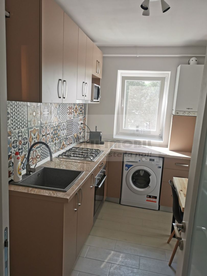 Apartament 2 camere – Oancea , Tatarasi– etaj 1/4 – 400 € - Poză 3