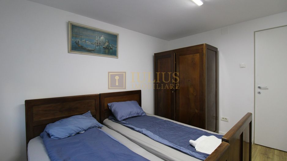 3 camere, la casa, potrivit pentru mai multe persoane/angajati. - Poză 1