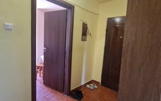Apartament decomandat 3 camere - zona Torontalului - Poză 6