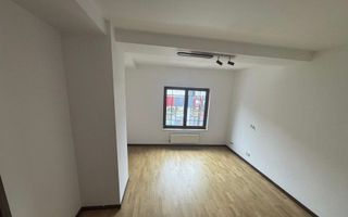 Inchiriere  - Etaj 1 - Imobil mixt - Piata Floreasca - Poză 3