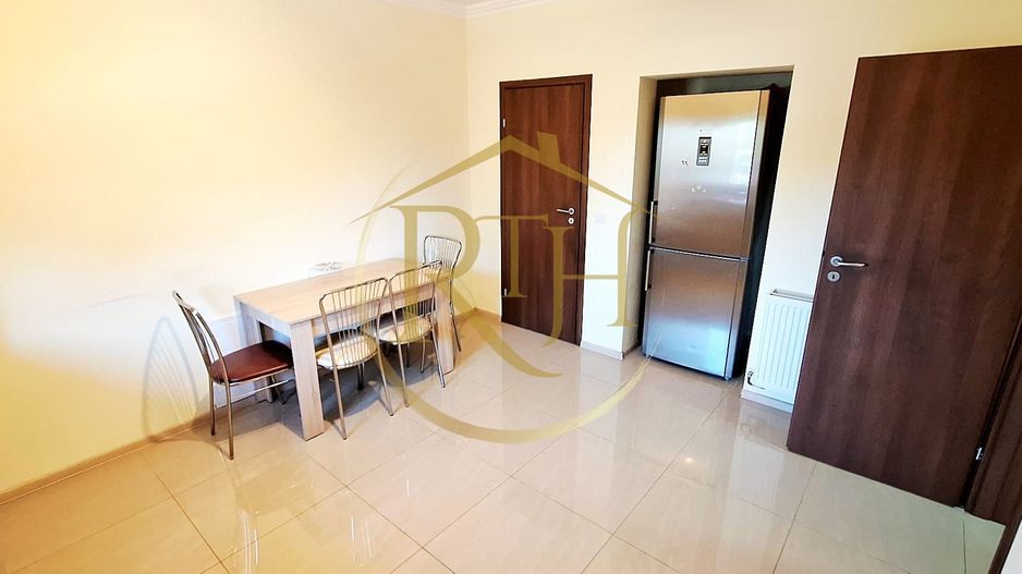 Oferim spre inchiriere, Casa-Duplex cu 4 camere in Dumbravita aproape de Lidl - Poză 6