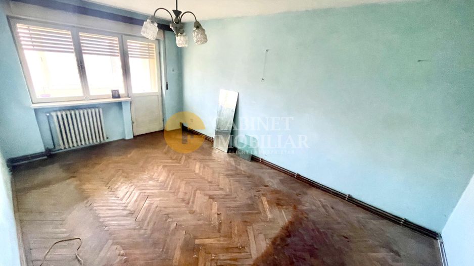 1001 articole - Podu Ros - 65mp - Etaj 2 - fara risc - 3 camere Decomandate - Poză 2