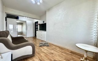 Vânzare apartament cu 2 camere, 67 m.p. - Complexul Royal Town. - Poză 5