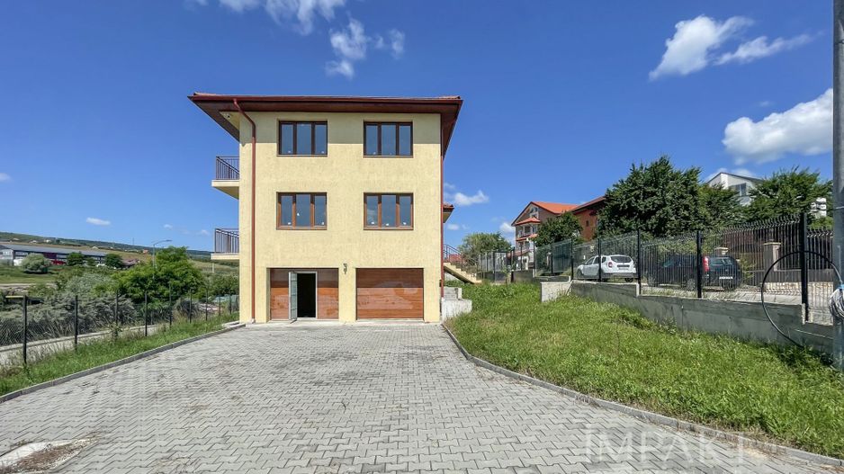 Casa individuala pe 3 niveluri pretabila pentru birouri, in cartierul Iris - Poză 3
