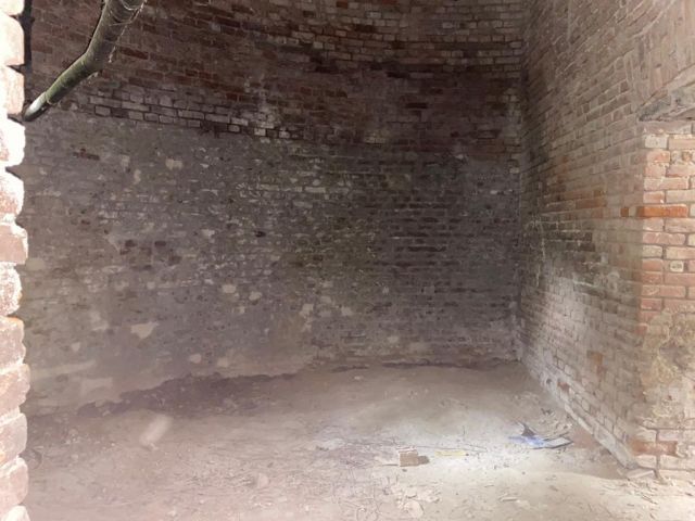 Posibilitate investitie dar si locuinta! Vanzare conac in Viforata - Poză 5