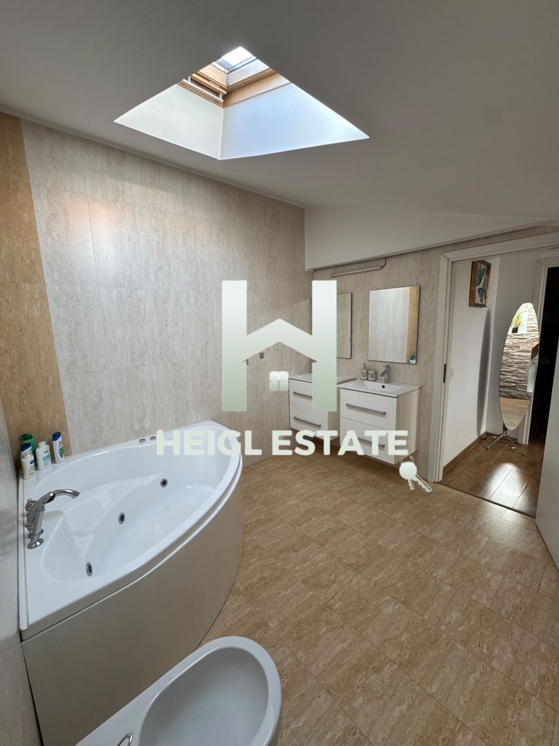 Apartament cu 3 camere in Piata Unirii - Poză 17